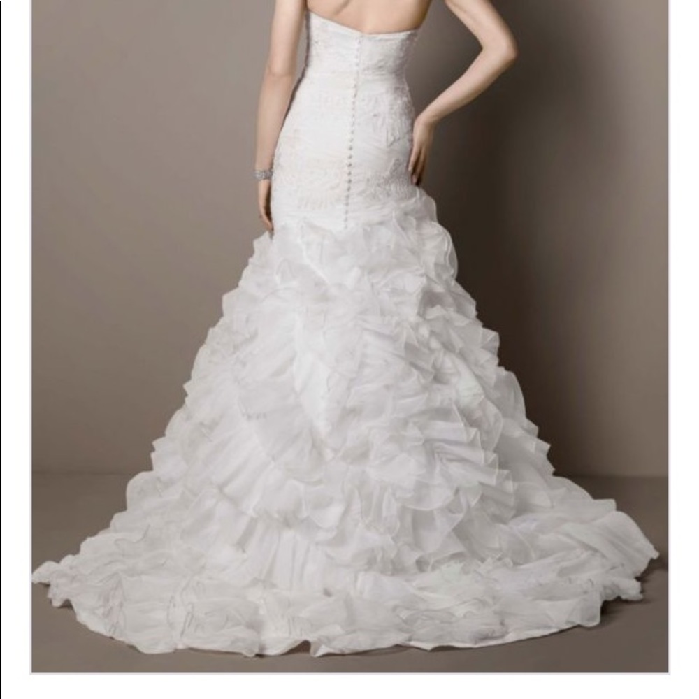 Galina Signature Mermaid Fit Dress - Picture 2 of 11